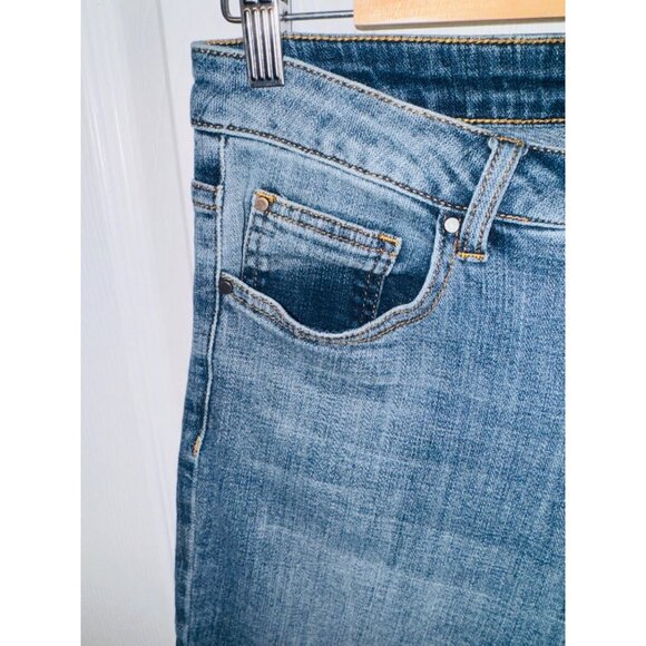 Tru Luxe Bling Jeans 10 Mid-Wash Denim Pearl Bead Embellishments Straight Leg - Picture 5 of 6